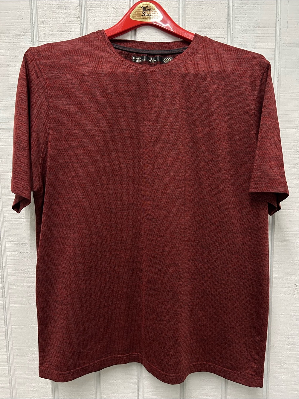 Men's LEG3ND Short-Sleeve Performance Tee in Deep Burgundy